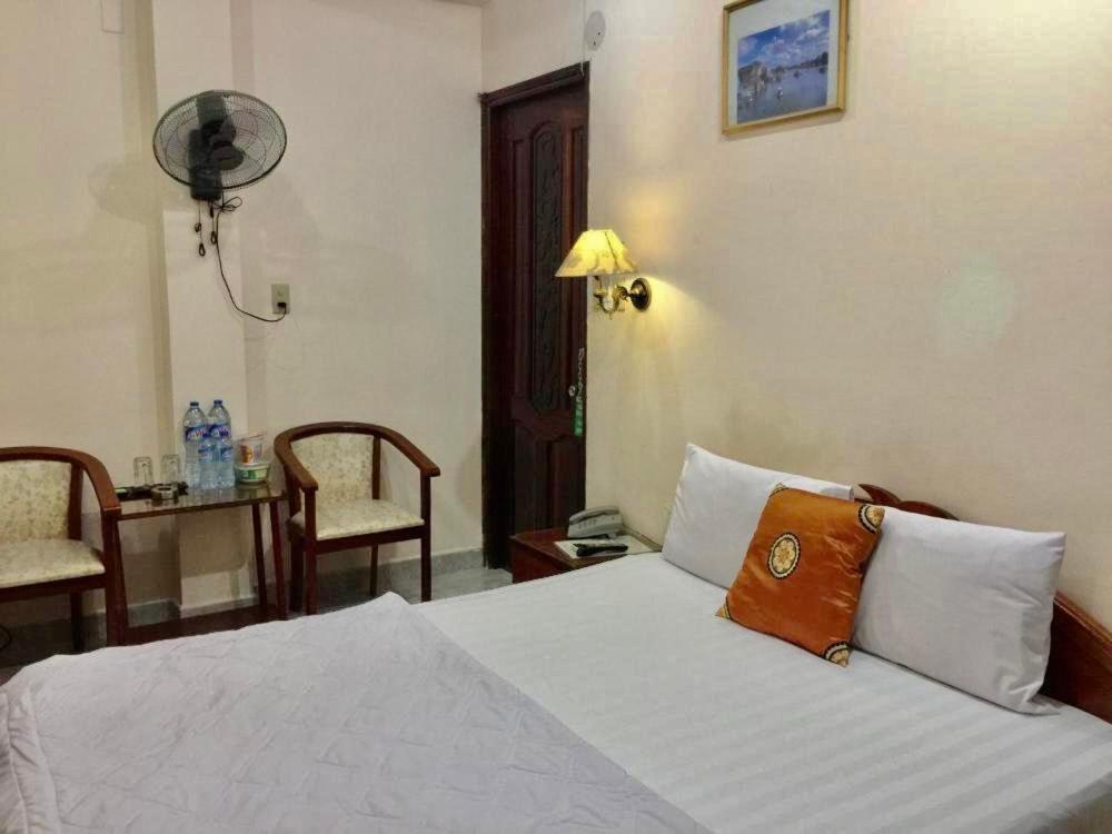 Vuon Tao Dan - 220 D. Nguyen Thi Minh Khai, Quan 3 - By Bay Luxury Appartement *